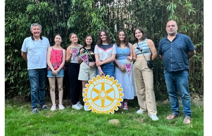 Cécile et Ade de Finlande, Béa d'Italie et Lucie, Constance et Katharina d'Allemagne.